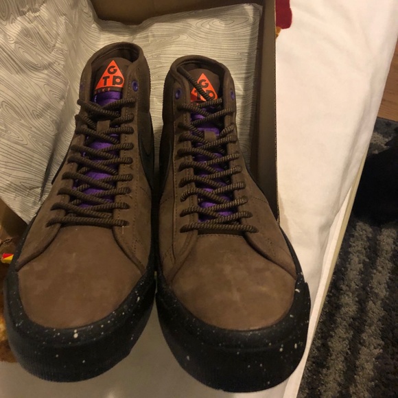 Nike sneakers - Picture 2 of 13